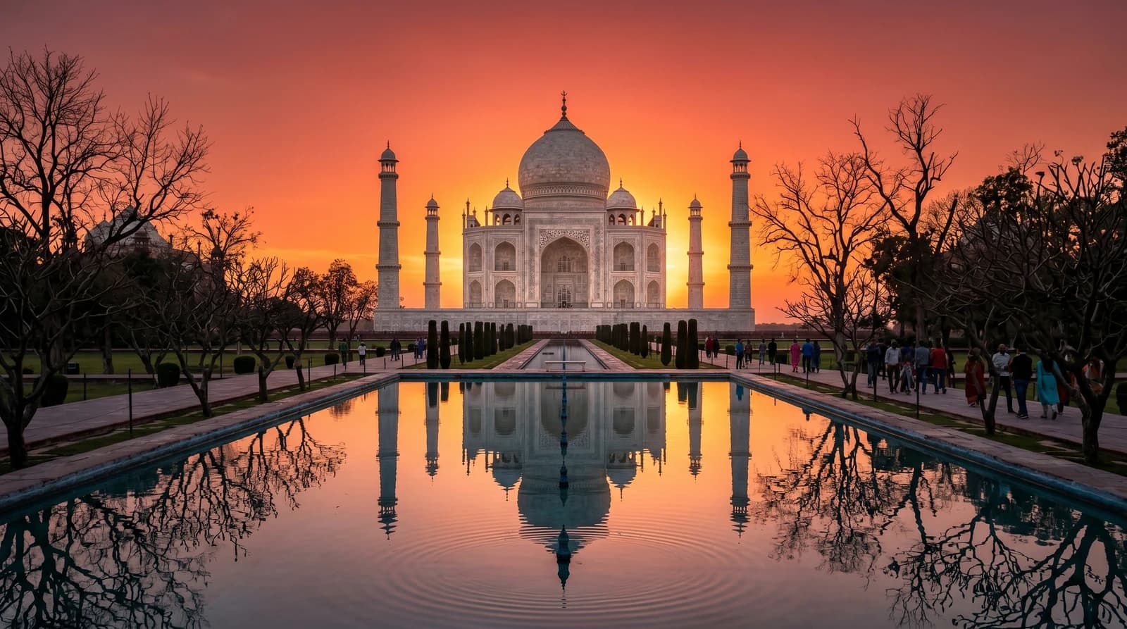 Sunset in Taj Mahal